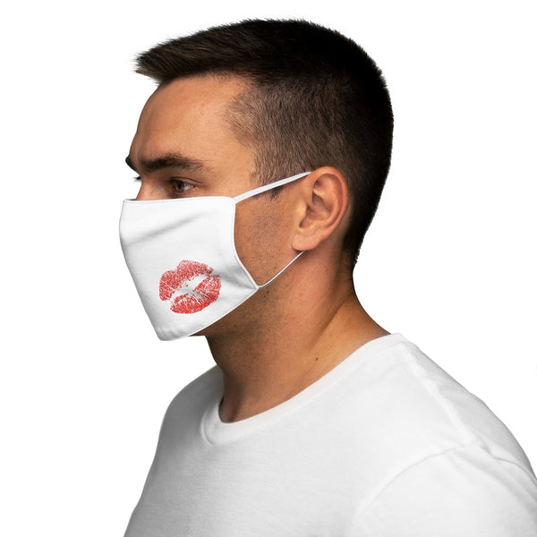 Face Mask // Lipstick Kiss